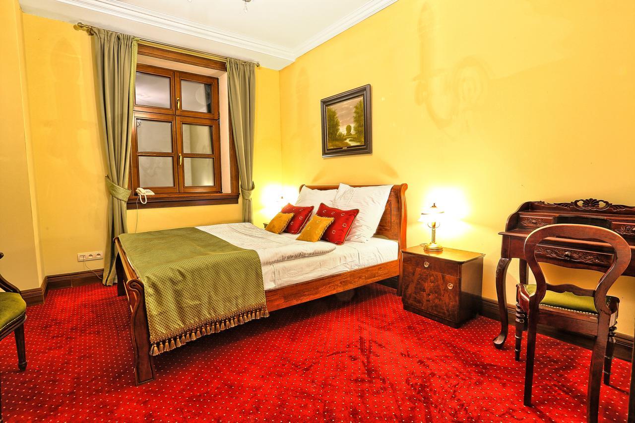 Dwor Slupia Otel Zarzecze  Oda fotoğraf